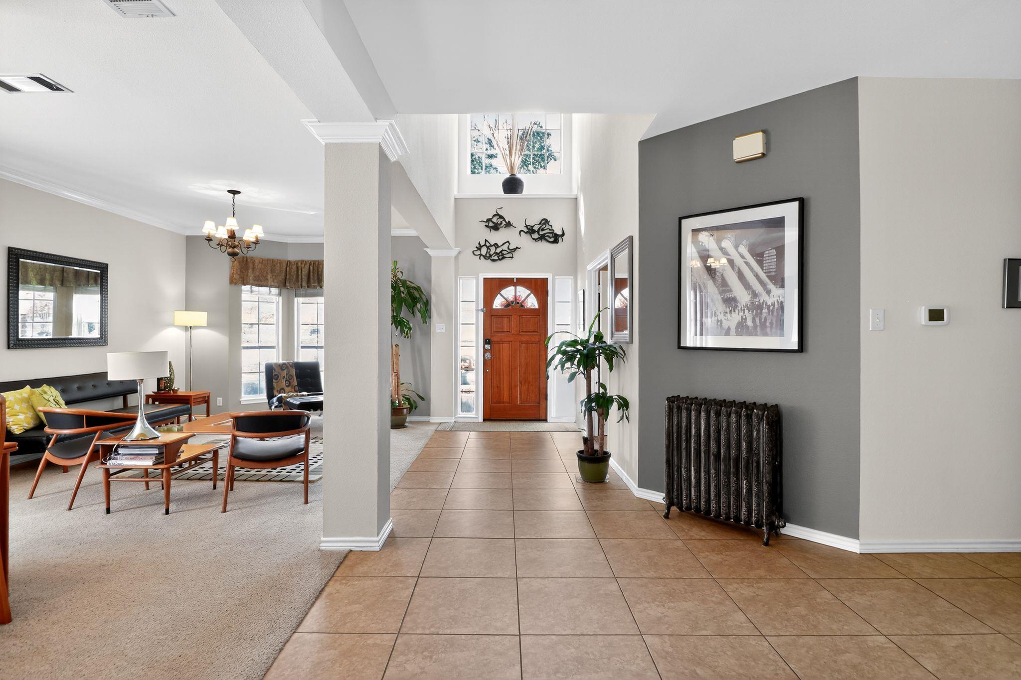 1122 Oaklands DR