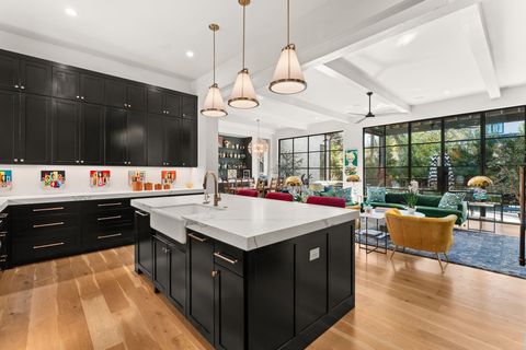 Tiny photo for 2203 Greenlee DR, Austin, TX 78703 (MLS # 5282314)