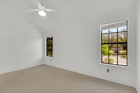 Tiny photo for 5606 Bonnell Vista ST #D3, Austin, TX 78731 (MLS # 4515657)