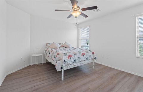 Tiny photo for 3724 Alpine Autumn DR, Austin, TX 78744 (MLS # 2076094)