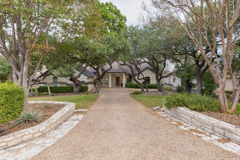 Photo of 50 Tiburon DR, Austin, TX 78738 (MLS # 1907305)