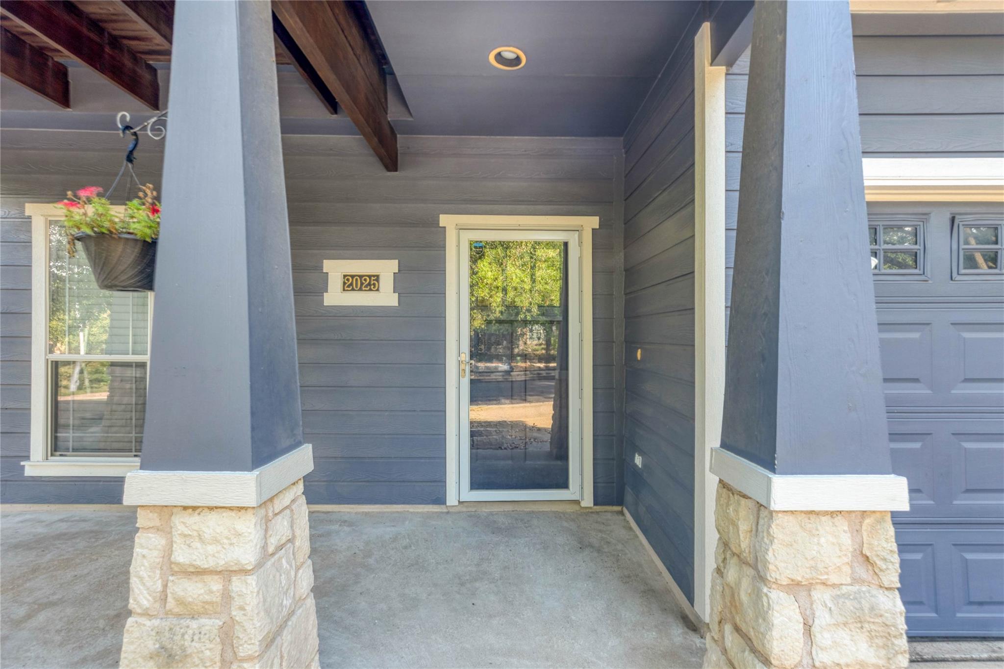 2025 Wayward Sun DR