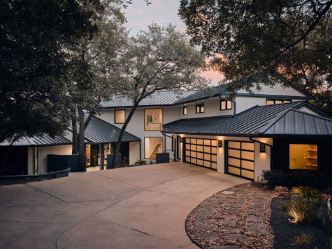 Photo of 3200 Three Rivers DR, Austin, TX 78746 (MLS # 8525848)