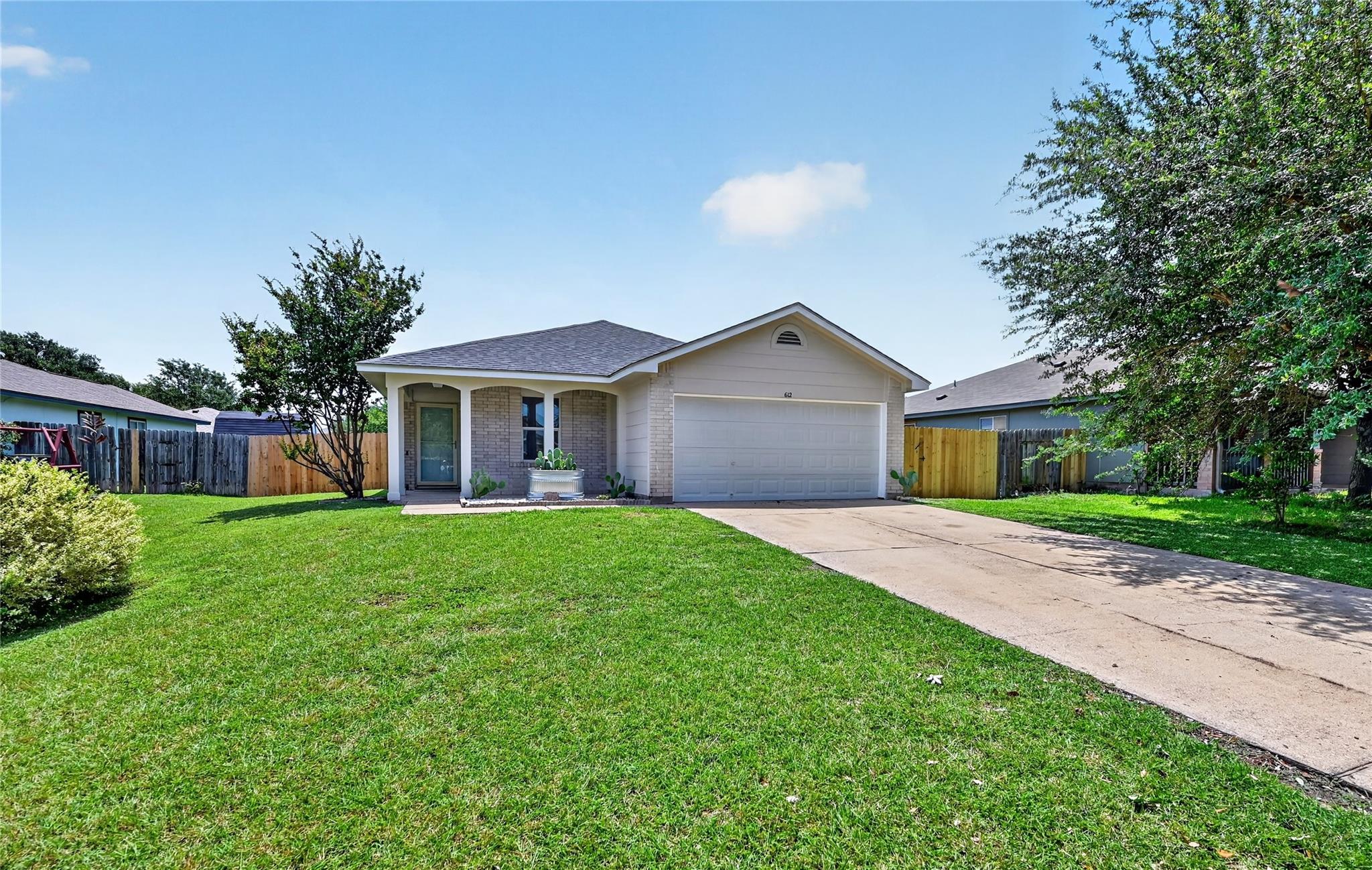 612 Losoya CT