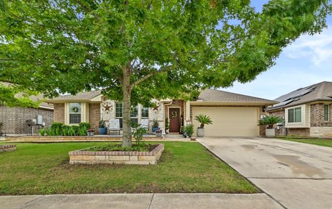Photo of 113 W Highfield ST, Hutto, TX 78634 (MLS # 4309903)