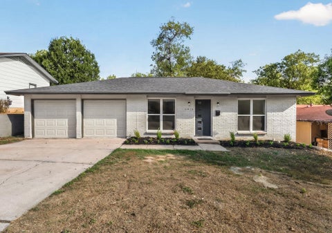 Photo of 6913 La Salle DR, Austin, TX 78723 (MLS # 4809143)