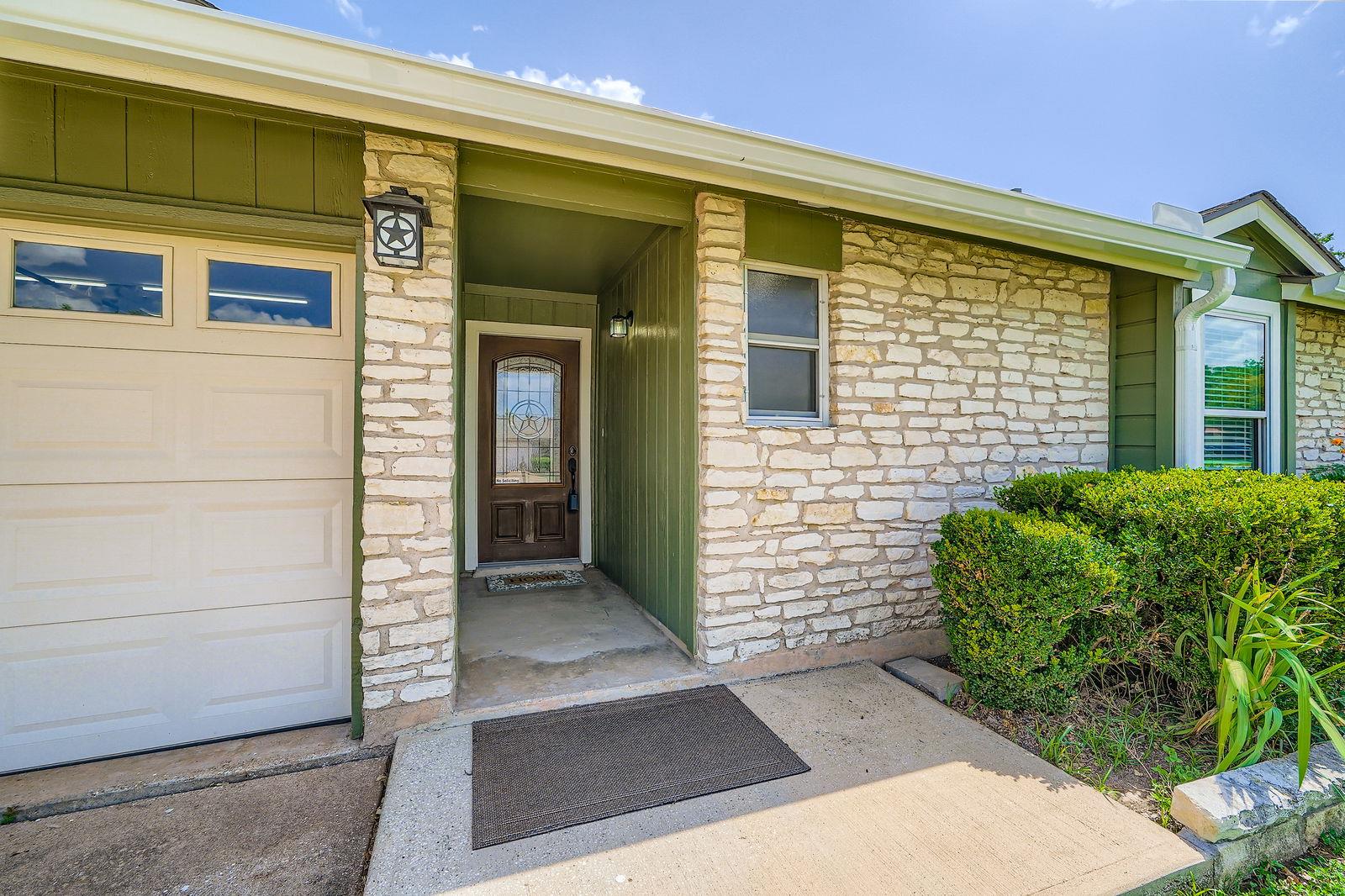 601 Yucca DR