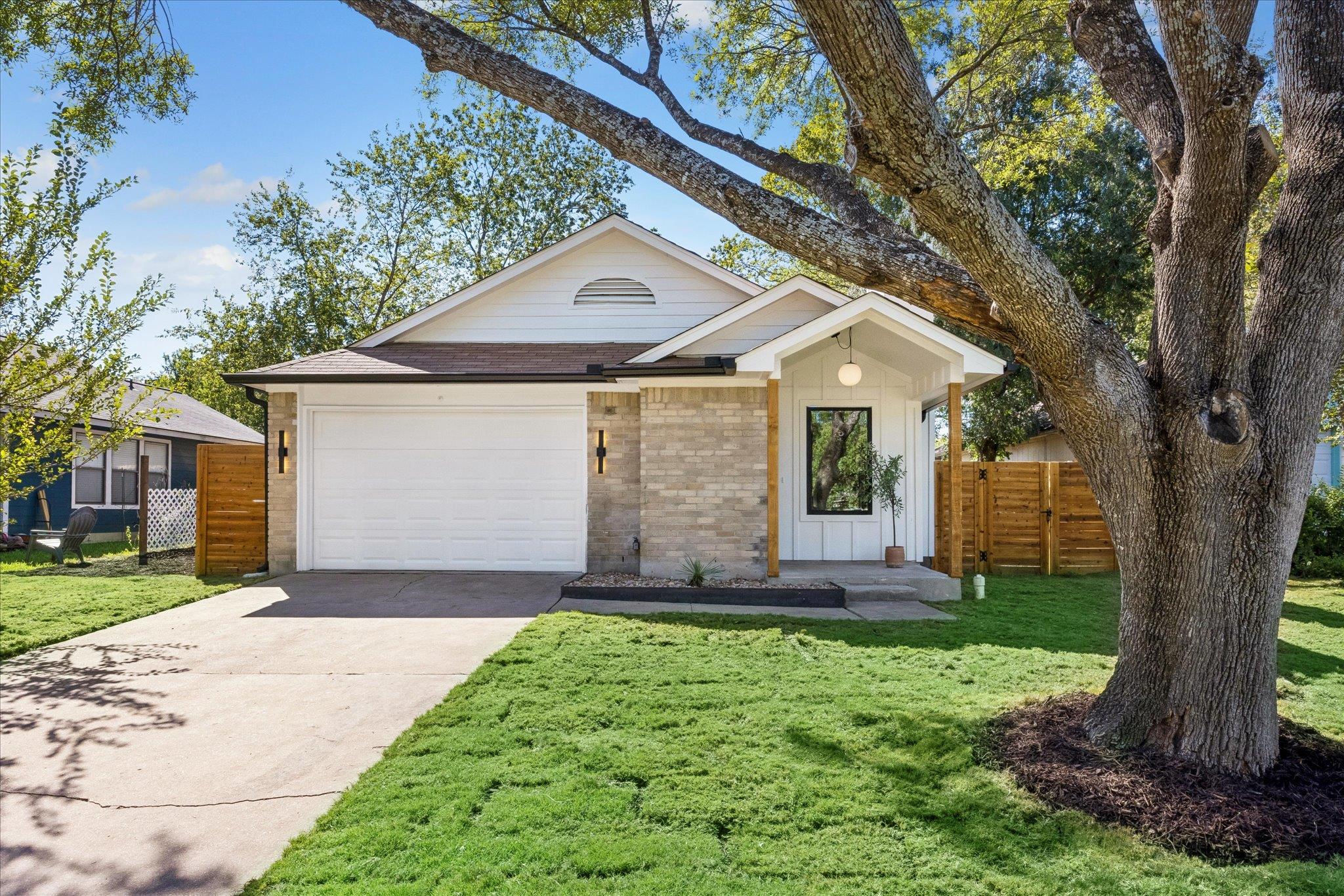 8406 Cockney DR