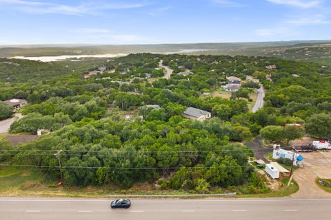 Photo of 7403 Spanish Oak DR, Lago Vista, TX 78645 (MLS # 6536328)