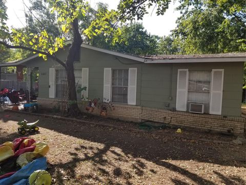 Photo of 1607 Sylvan Glade, Austin, TX 78745 (MLS # 9364880)