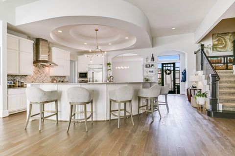 308 Lodestone LN Austin TX 78738