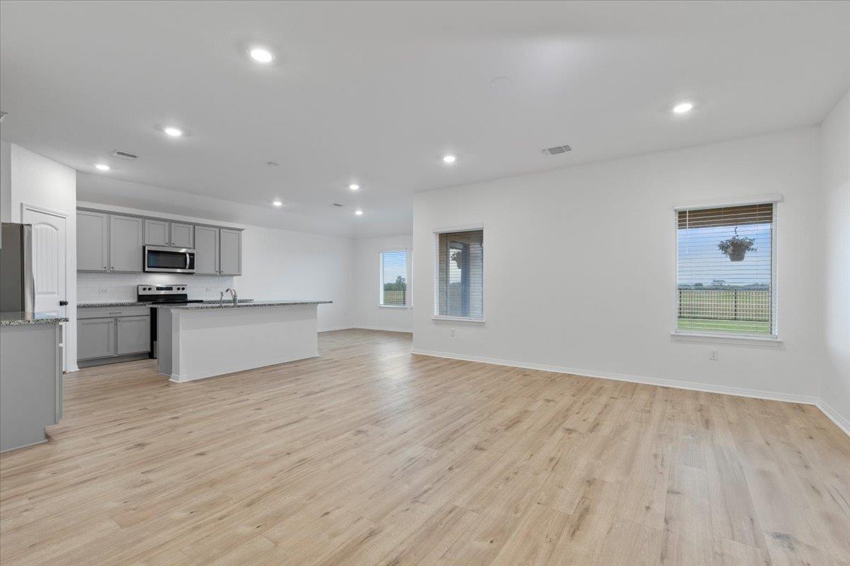 115 Loon DR