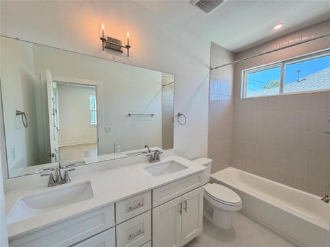 Tiny photo for 200 W 56th ST #8101, Austin, TX 78751 (MLS # 9982282)