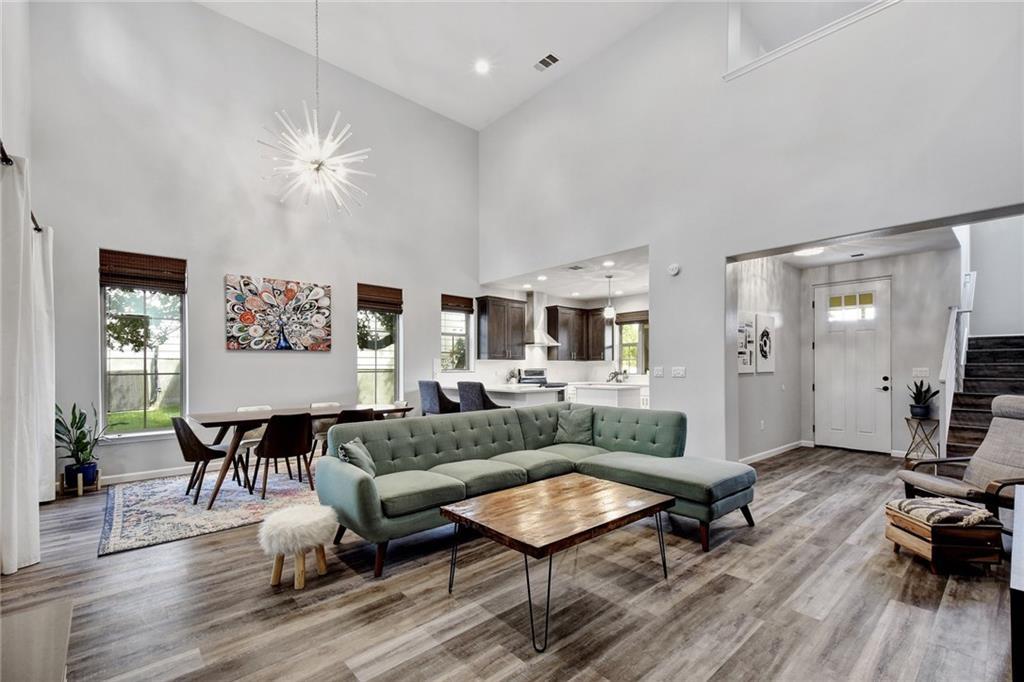 10002 Little Creek CIR