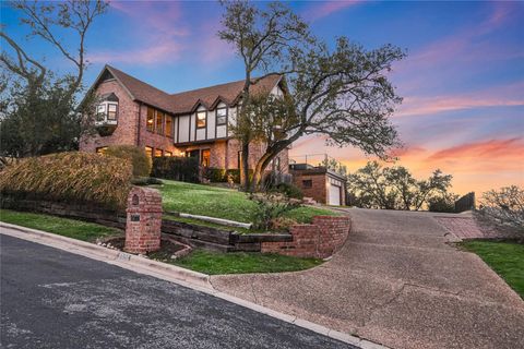 2006 Wychwood DR Austin TX 78746