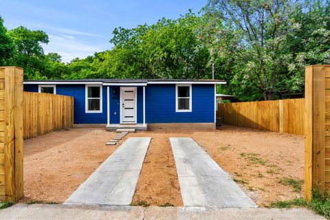 1618 Webberville RD B Austin TX 78721