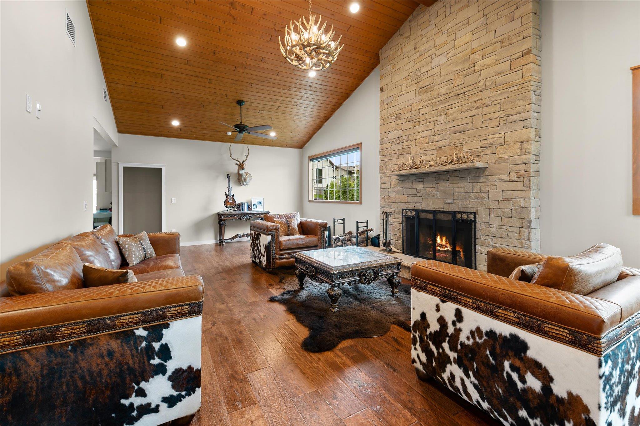 2108 Quiet Stables CIR