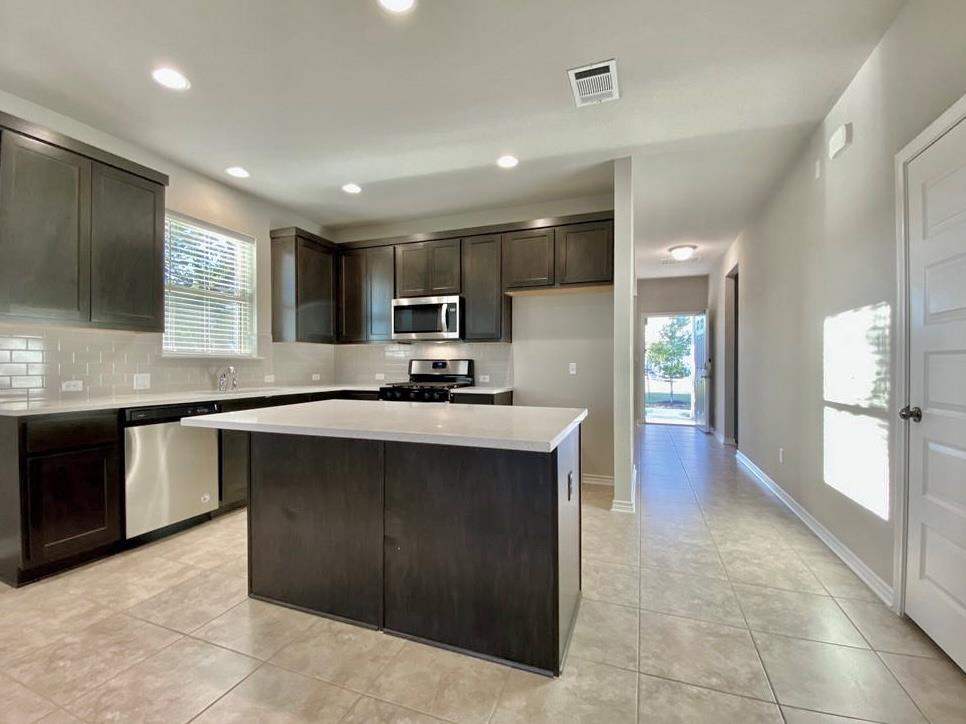 2309 Pecan Island DR