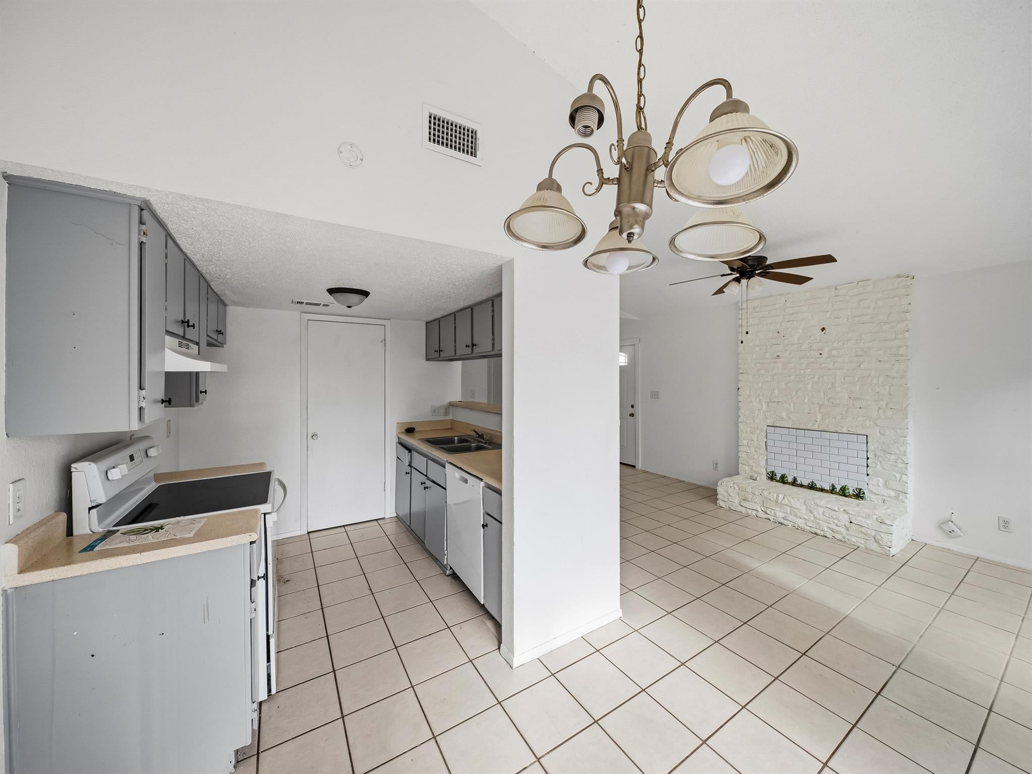 919 Fieldwood DR