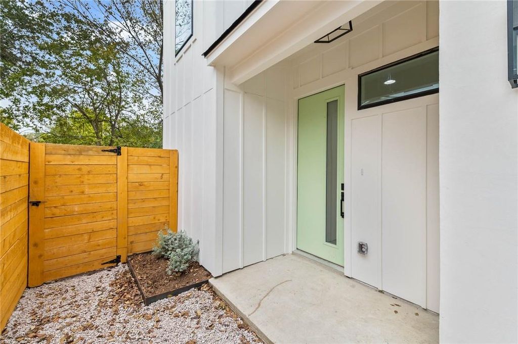 Photo of 3321 Hemlock Ave #2, Austin, TX 78722 (MLS # 6122782)
