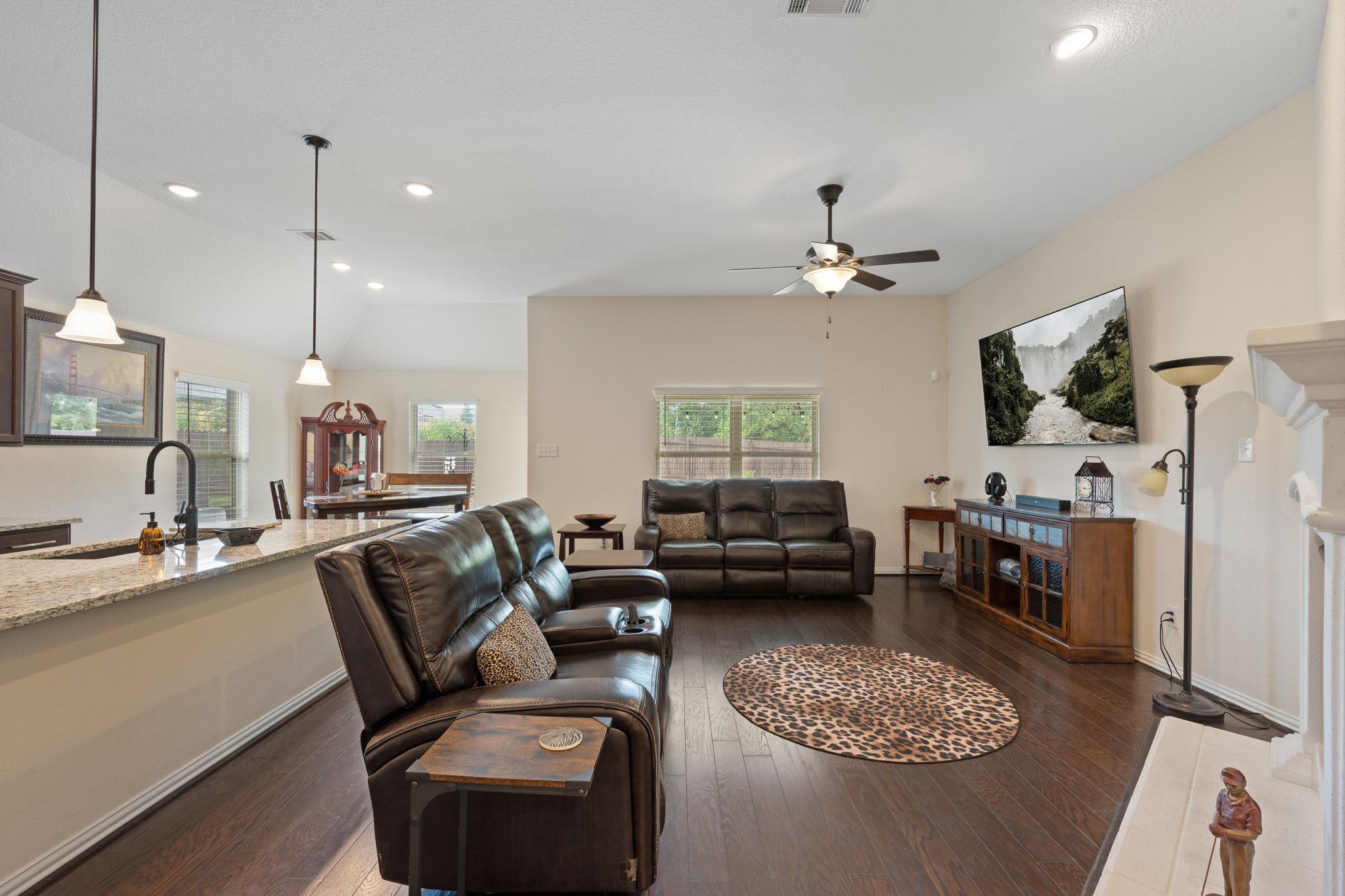 234 Freeman Ranch ST