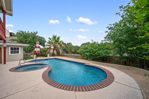 A home in Lago Vista