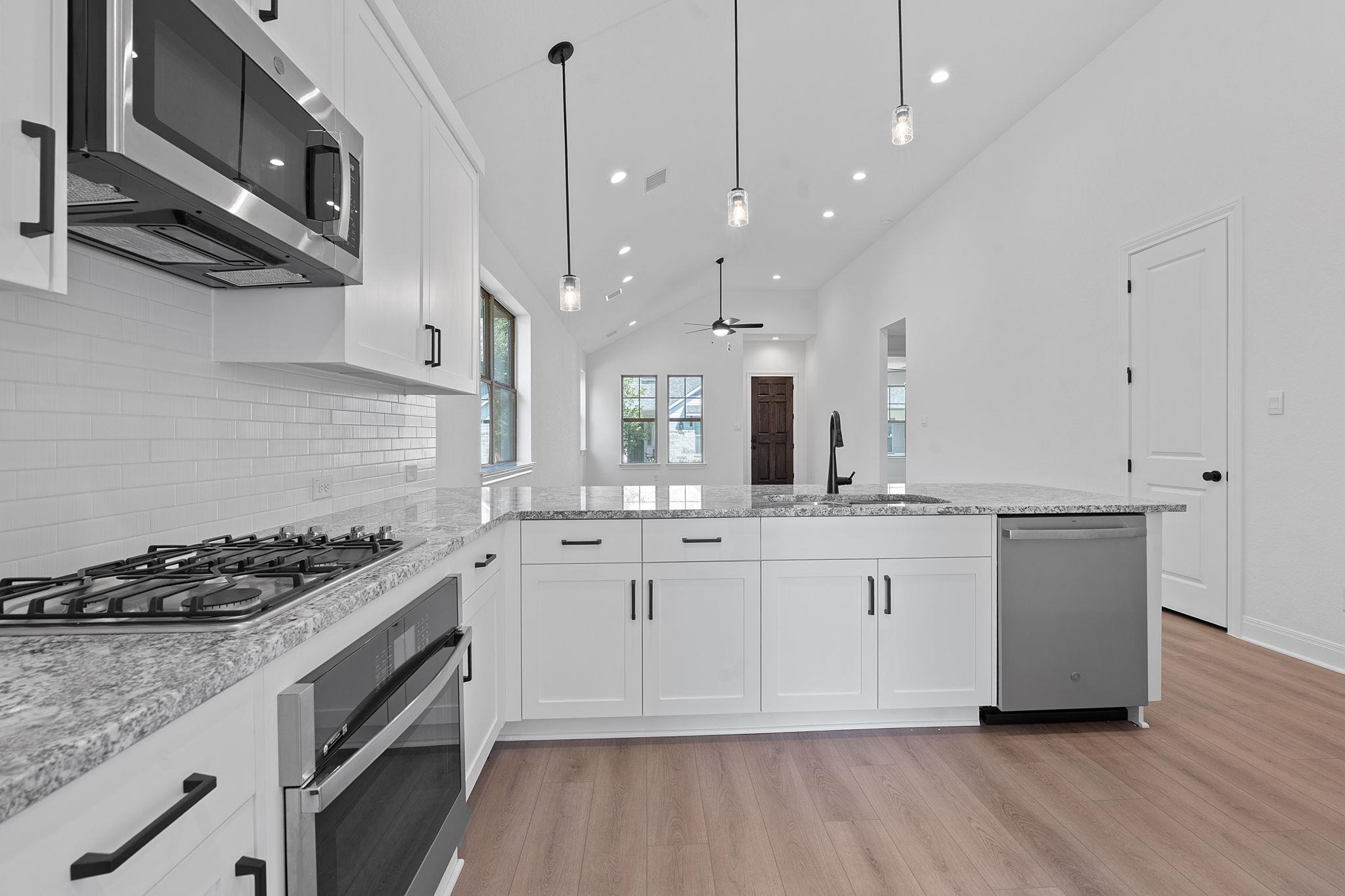330 Orleanian DR