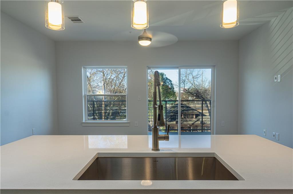 2213 Poquito ST 224