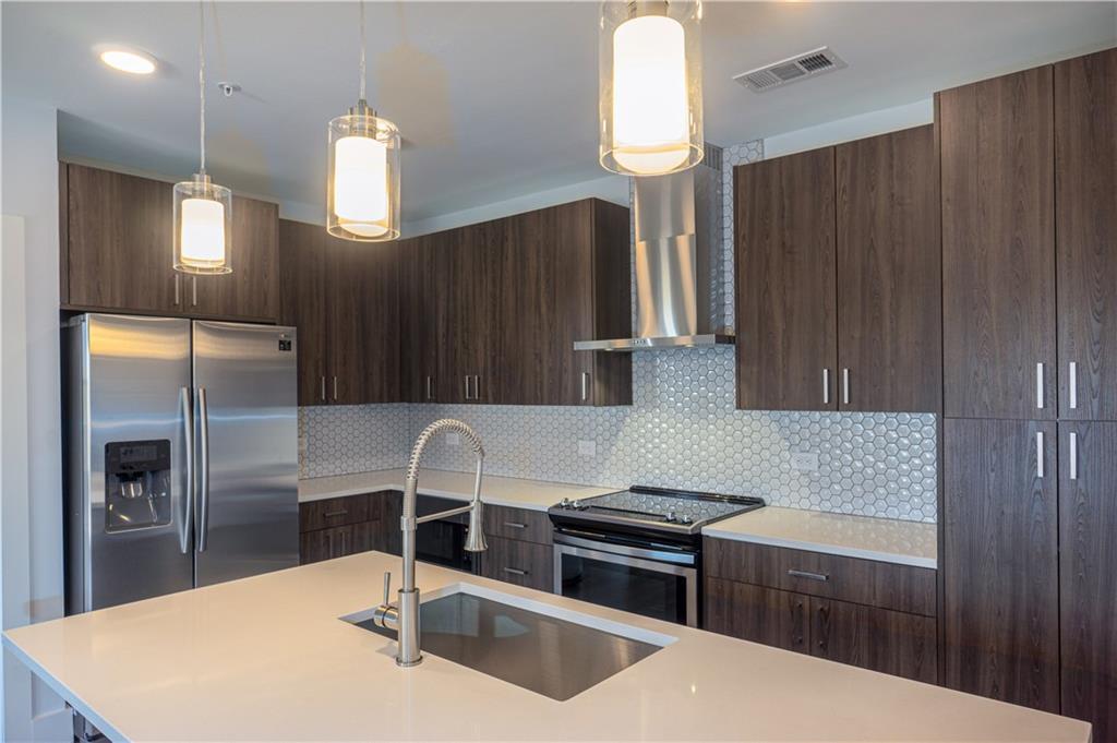2213 Poquito ST 224