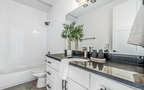 Tiny photo for 1130 Spur ST #A, Austin, TX 78721 (MLS # 7413657)