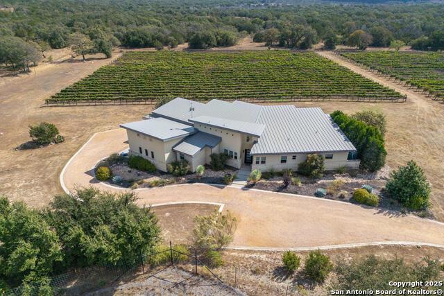 1758 Lincoln Smith Road RD