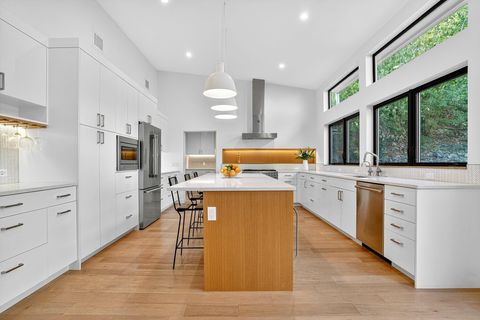 Tiny photo for 2112 Matterhorn LN, Austin, TX 78704 (MLS # 1501828)