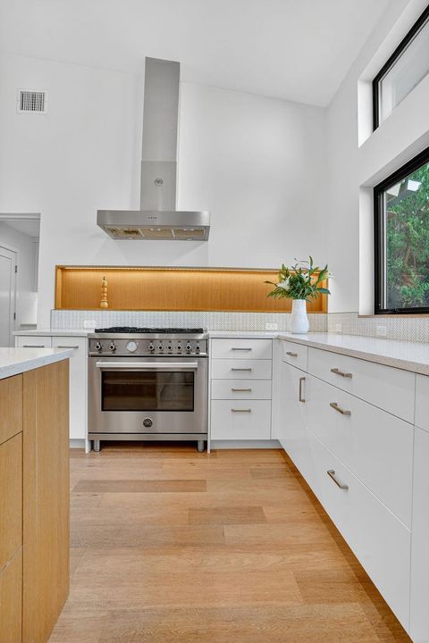 Tiny photo for 2112 Matterhorn LN, Austin, TX 78704 (MLS # 1501828)
