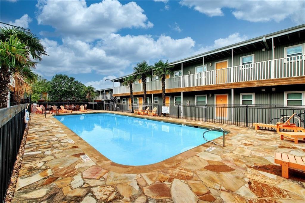 2401 Manor RD 228
