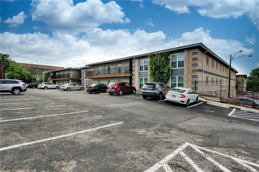2401 Manor RD 228