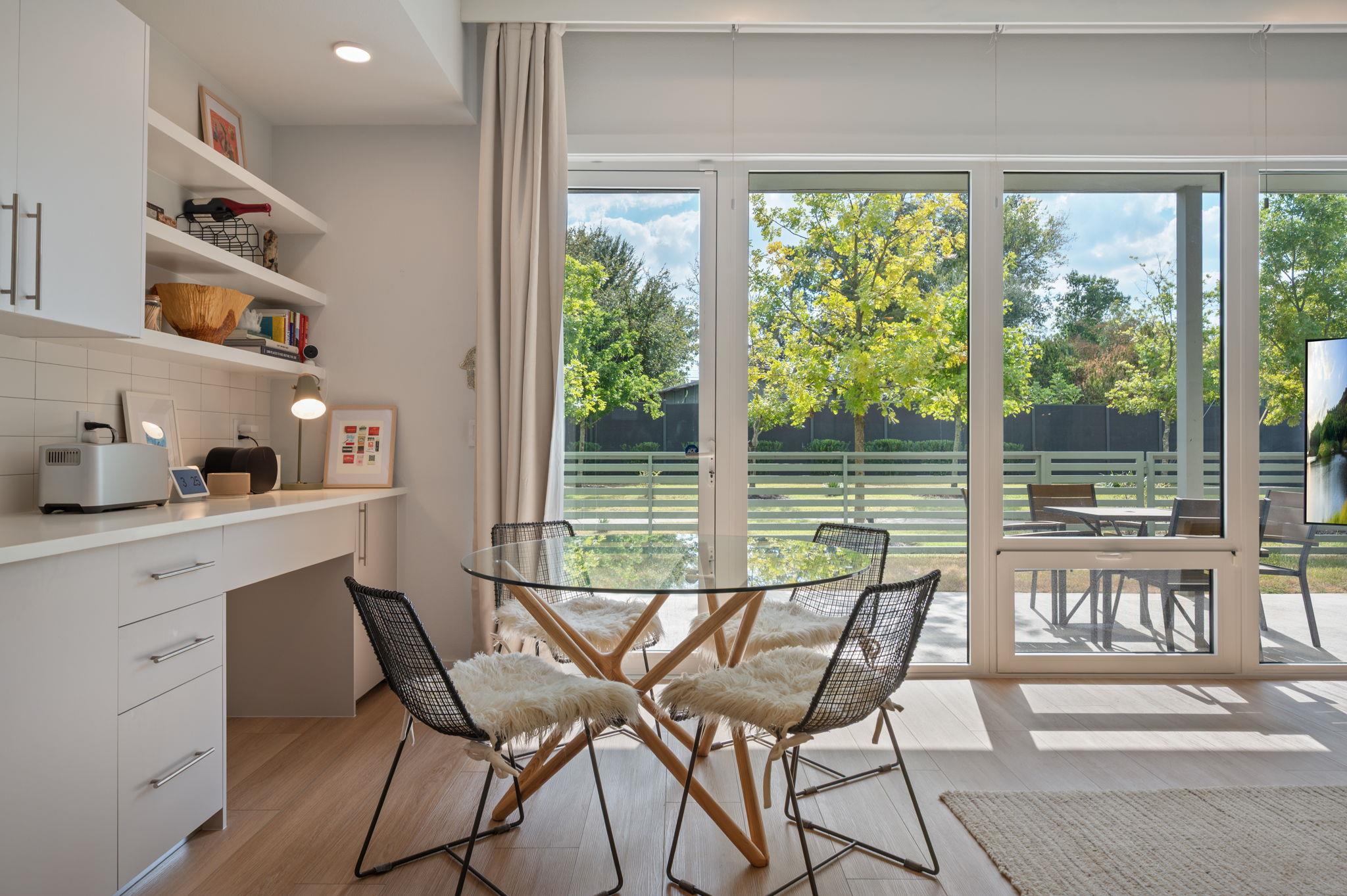 4004 Banister LN 115