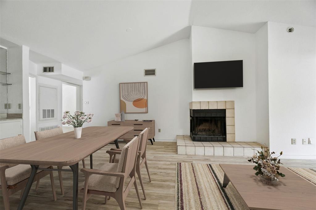 2450 Wickersham LN 106