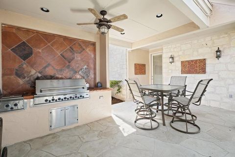 Tiny photo for 4 Glenway CT, The Hills, TX 78738 (MLS # 6108359)