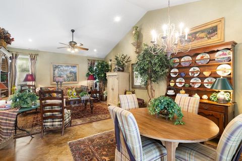 Tiny photo for 4 Glenway CT, The Hills, TX 78738 (MLS # 6108359)