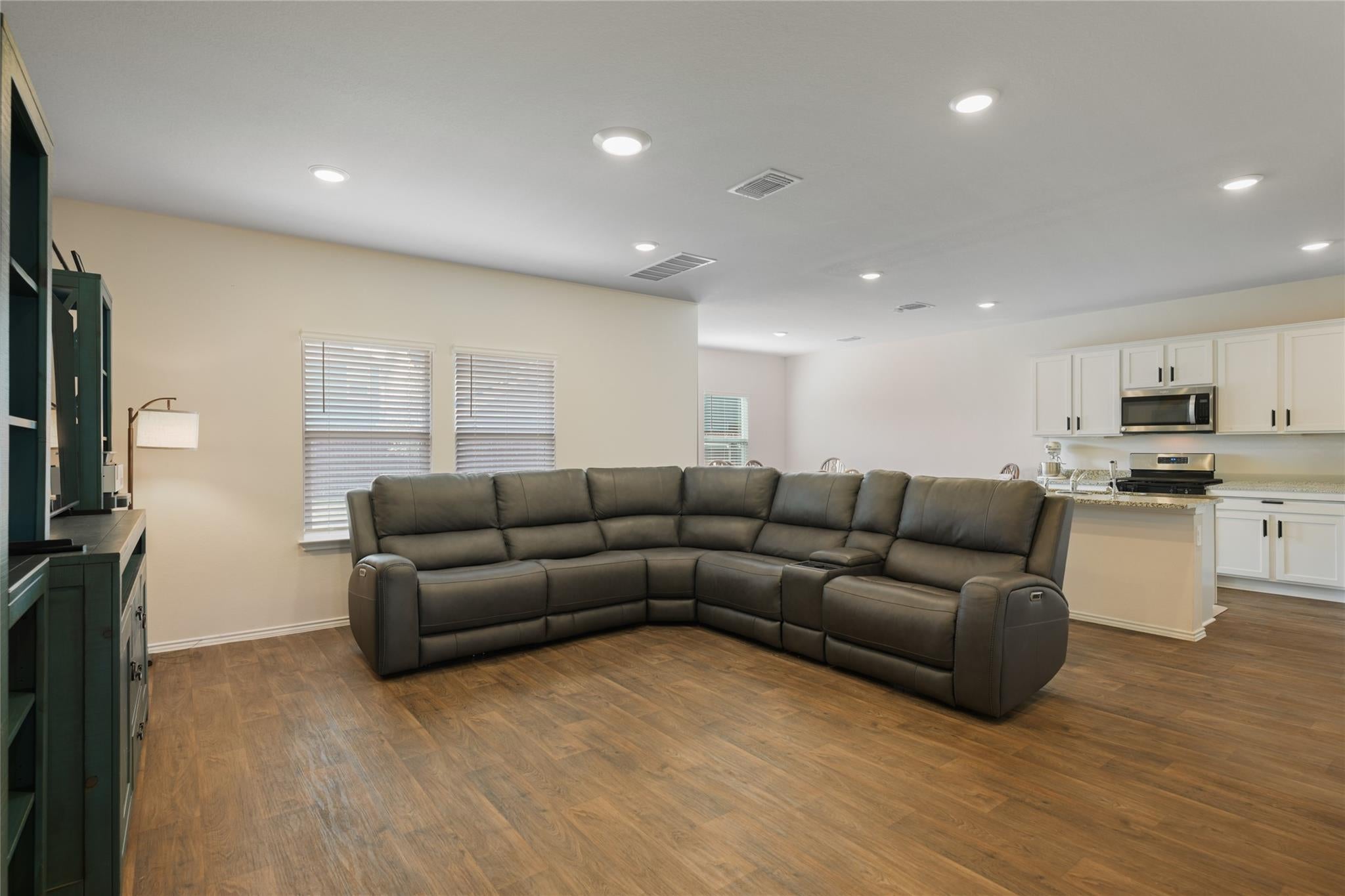 358 Frogmore LOOP