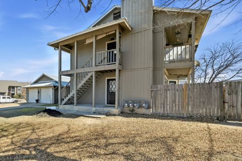 Photo of 409 Rawhide LOOP, Round Rock, TX 78681 (MLS # 8728829)
