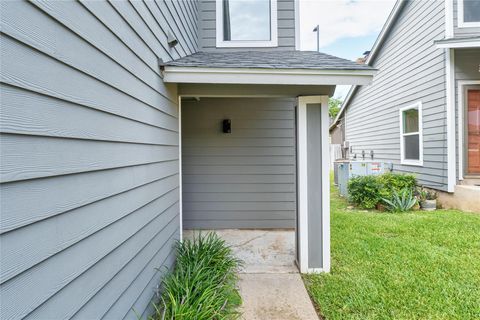 Tiny photo for 7209 Coronado CIR, Austin, TX 78752 (MLS # 4684674)