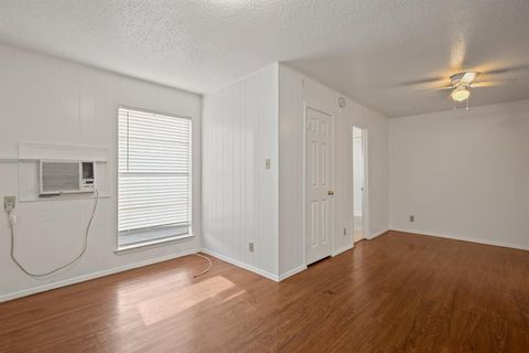 Tiny photo for 5300 Guadalupe ST #108, Austin, TX 78751 (MLS # 5149186)