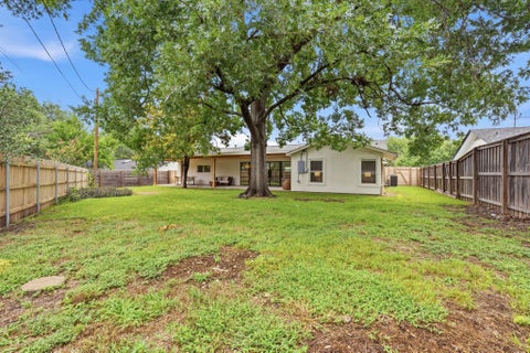 Tiny photo for 5810 Marilyn DR, Austin, TX 78757 (MLS # 9202978)