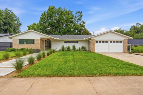 Tiny photo for 5810 Marilyn DR, Austin, TX 78757 (MLS # 9202978)
