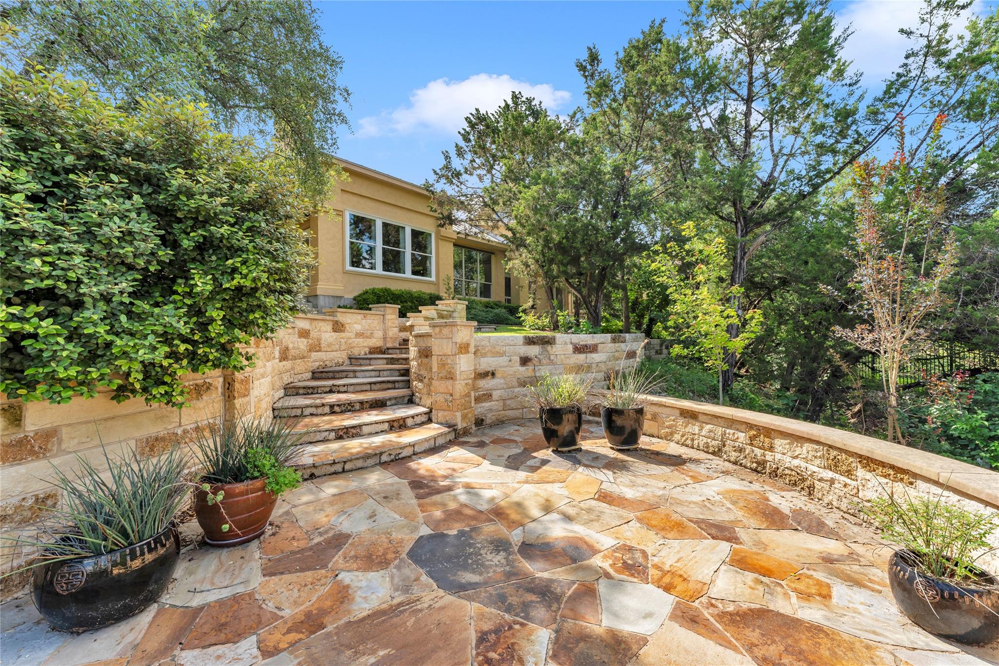 413 Rock House DR