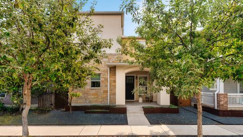 Photo of 2501 Moreno ST, Austin, TX 78723 (MLS # 7236312)