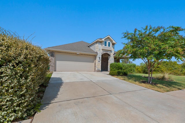 16301 Fetching Ave