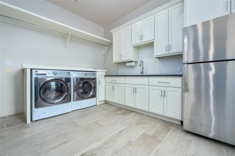 Tiny photo for 109 Bella Colinas DR, Austin, TX 78738 (MLS # 3005976)