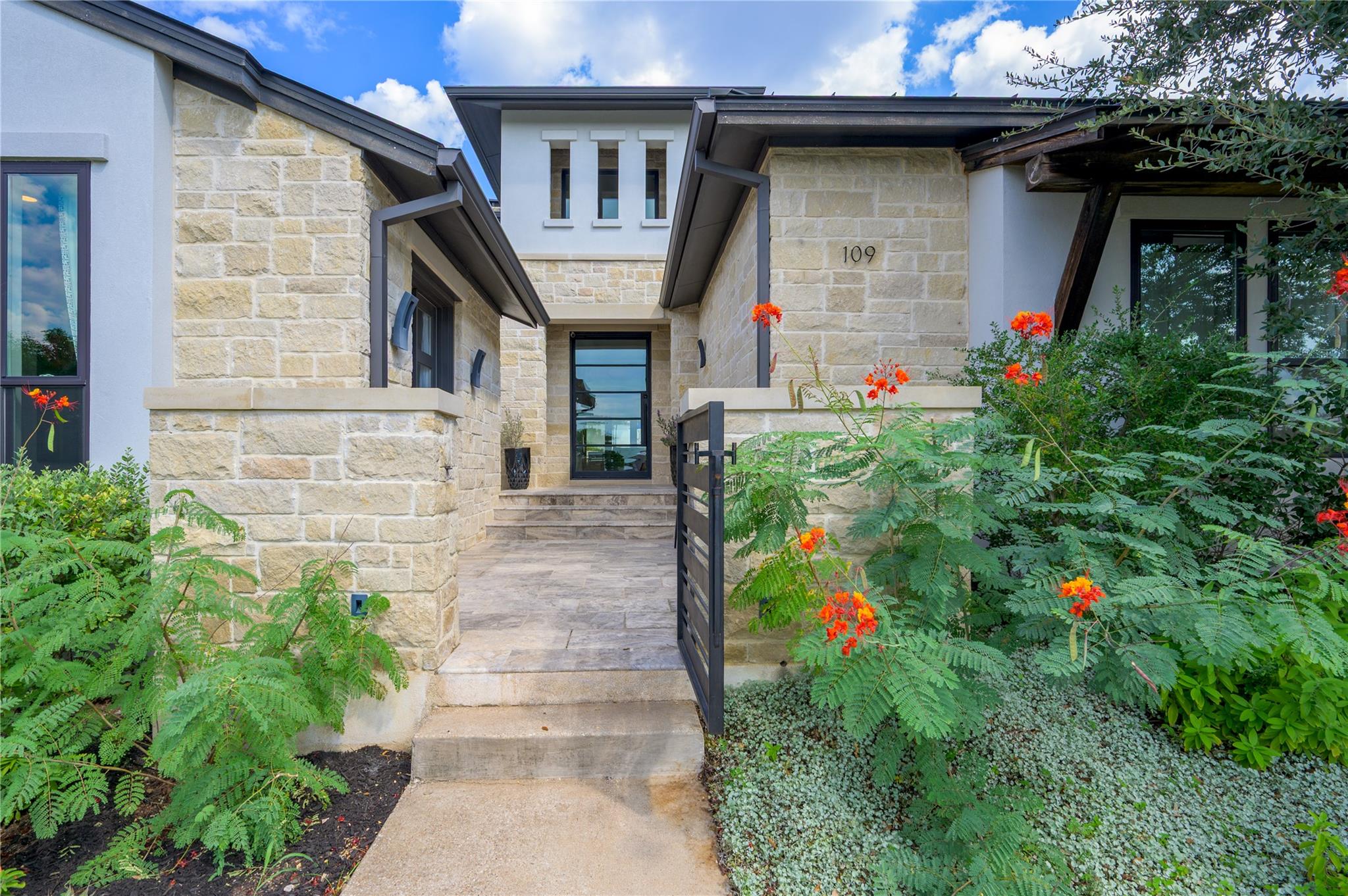 109 Bella Colinas DR
